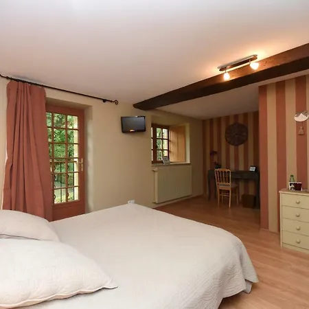 Guest house La Correrie 4*